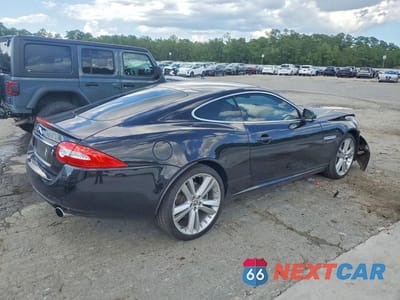 Trzecie zdjęcie samochodu z tyłu: 2013 JAGUAR XK VIN:SAJWA4FB2DLB50904 - miniatura