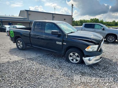 Czwarte zdjęcie samochodu z boku: 2018 RAM 1500 TRADESMAN VIN:1C6RR6FTXJS165343 - miniatura