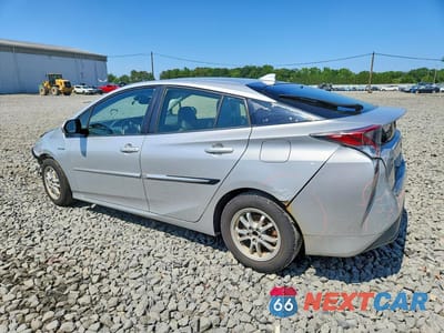 Drugie zdjęcie samochodu z przodu: 2016 TOYOTA PRIUS FOUR VIN:JTDKARFU6G3519759 - miniatura