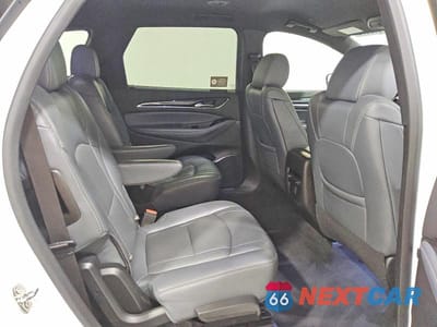 Zdjęcie 11 z 13 samochodu: 2023 BUICK ENCLAVE ESSENCE VIN:5GAERBKW0PJ260073 - miniatura