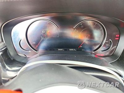 Zdjęcie 9 z 12 samochodu: 2018 BMW M5 VIN:WBSJF0C50JB283220 - miniatura