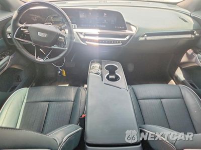 Zdjęcie 8 z 13 samochodu: 2024 CADILLAC LYRIQ LUXURY VIN:1GYKPSRK4RZ118253 - miniatura