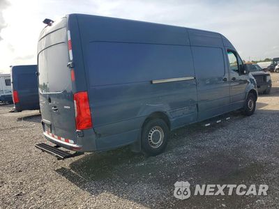 Trzecie zdjęcie samochodu z tyłu: 2019 MERCEDES-BENZ SPRINTER 2500/3500 DELIVERY VAN VIN:WD4PF1CD7KP151936 - miniatura