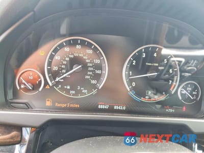 Zdjęcie 9 z 13 samochodu: 2017 BMW X5 XDRIVE35I VIN:5UXKR0C58H0V67136 - miniatura