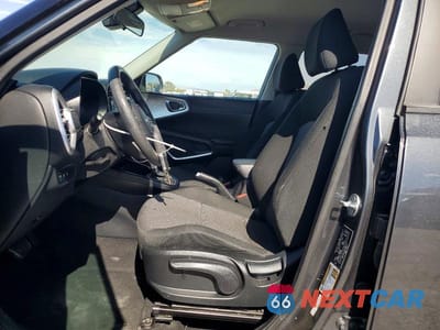 Zdjęcie 7 z 14 samochodu: 2024 KIA SOUL LX VIN:KNDJ23AU3R7902213 - miniatura