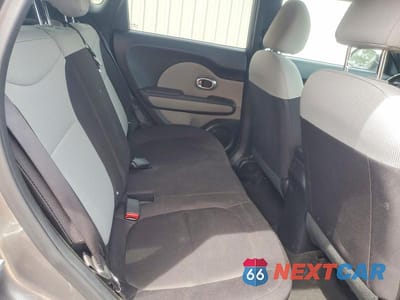 Zdjęcie 10 z 13 samochodu: 2015 KIA SOUL + VIN:KNDJP3A5XF7224212 - miniatura