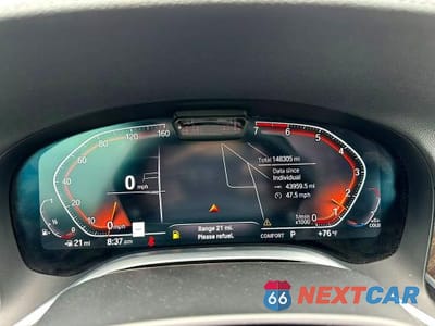 Piąte zdjęcie samochodu w środku: 2021 BMW 750 XI VIN:WBA7U2C03MCG37401 - miniatura