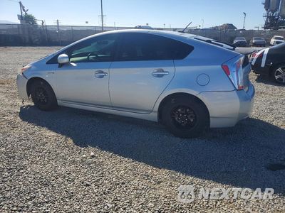 Drugie zdjęcie samochodu z przodu: 2015 TOYOTA PRIUS THREE VIN:JTDKN3DU8F0398611 - miniatura