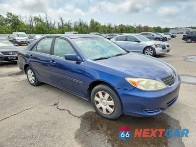 Czwarte zdjęcie samochodu z boku: 2004 TOYOTA CAMRY LE VIN:4T1BE32K54U342869 - miniatura