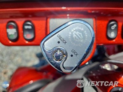 Zdjęcie 8 z 9 samochodu: 2008 HARLEY-DAVIDSON FLHTCUSE3 VIN:1HD1PR8108Y960559 - miniatura