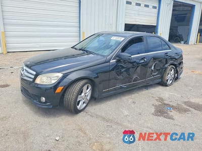 2010 MERCEDES-BENZ C 300 WDDGF5EB2AR103122 - główne zdjęcie licytacji z USA - miniatura