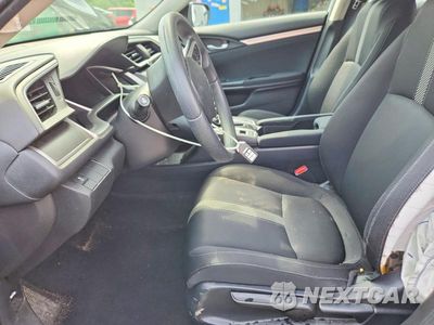 Zdjęcie 7 z 12 samochodu: 2017 HONDA CIVIC EX VIN:19XFC2F79HE205322 - miniatura