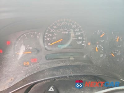Zdjęcie 9 z 12 samochodu: 2004 CHEVROLET SILVERADO C1500 VIN:2GCEC19V841107664 - miniatura