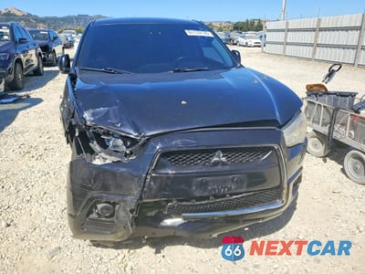 Piąte zdjęcie samochodu w środku: 2012 MITSUBISHI OUTLANDER SPORT ES VIN:JA4AP3AU4CZ001441 - miniatura