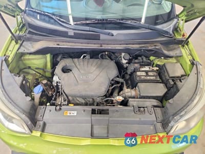 Zdjęcie 12 z 13 samochodu: 2014 KIA SOUL BASE VIN:KNDJN2A23E7733918 - miniatura