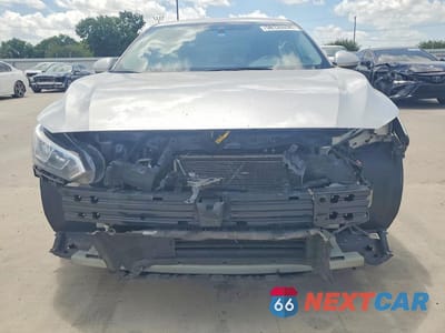 Piąte zdjęcie samochodu w środku: 2023 NISSAN SENTRA S VIN:3N1AB8BV2PY308912 - miniatura