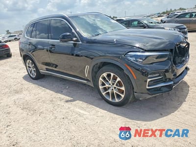 Czwarte zdjęcie samochodu z boku: 2021 BMW X5 SDRIVE 40I VIN:5UXCR4C08M9G22015 - miniatura