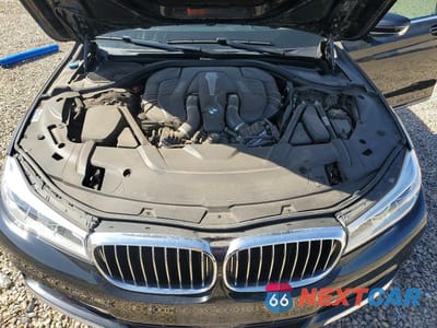 Zdjęcie 11 z 12 samochodu: 2016 BMW 750 XI VIN:WBA7F2C55GG415698 - miniatura