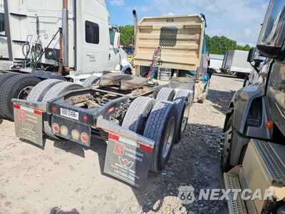 Trzecie zdjęcie samochodu z tyłu: 2025 WESTERN STAR 47X CHASSIS SEMI TRUCK VIN:3BHJBPDV6SDWB6287 - miniatura