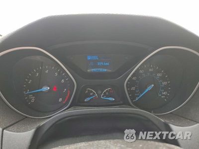 Zdjęcie 9 z 12 samochodu: 2014 FORD FOCUS VIN:1FADP3E27EL286188 - miniatura