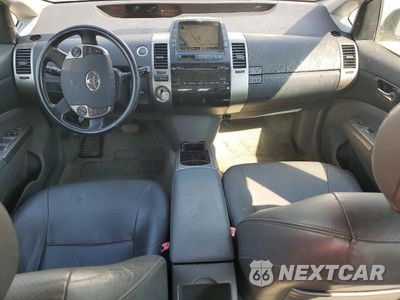Zdjęcie 8 z 12 samochodu: 2008 TOYOTA PRIUS TOURING VIN:JTDKB20U883347541 - miniatura