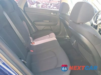 Zdjęcie 10 z 12 samochodu: 2019 KIA OPTIMA LX VIN:5XXGT4L3XKG319989 - miniatura