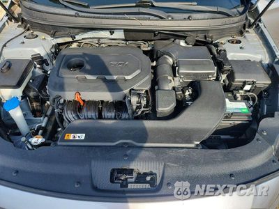 Zdjęcie 11 z 12 samochodu: 2016 HYUNDAI SONATA SPORT VIN:5NPE34AF4GH284611 - miniatura