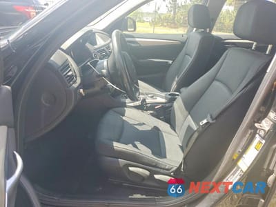 Zdjęcie 7 z 13 samochodu: 2014 BMW X1 SDRIVE28I VIN:WBAVM1C51EVW47215 - miniatura
