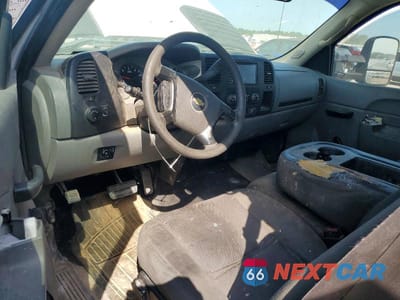 Zdjęcie 8 z 12 samochodu: 2012 CHEVROLET SILVERADO VIN:1GC2CVCG2CZ275777 - miniatura