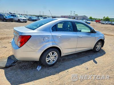 Trzecie zdjęcie samochodu z tyłu: 2015 CHEVROLET SONIC LT VIN:1G1JC5SH3F4145071 - miniatura