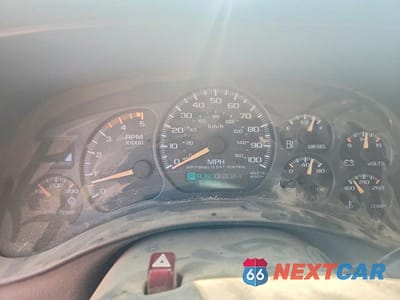 Zdjęcie 9 z 12 samochodu: 2002 CHEVROLET SILVERADO K2500 HEAVY DUTY VIN:1GCHK23112F104011 - miniatura