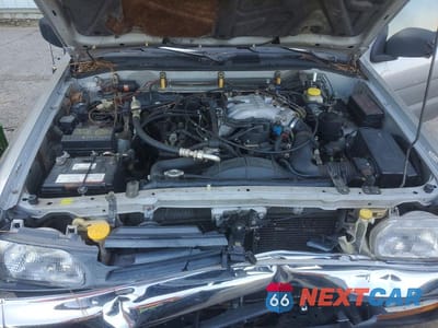 Zdjęcie 11 z 12 samochodu: 1998 NISSAN PATHFINDER XE VIN:JN8AR05S4WW233975 - miniatura