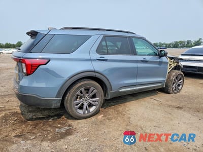Trzecie zdjęcie samochodu z tyłu: 2025 FORD EXPLORER ACTIVE VIN:1FMUK8DH9SGA97103 - miniatura
