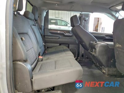 Zdjęcie 10 z 13 samochodu: 2024 CHEVROLET SILVERADO K2500 HEAVY DUTY LT VIN:1GC4YNEY3RF159840 - miniatura