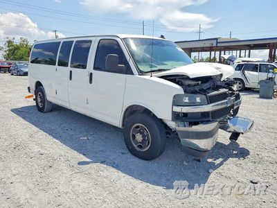 Czwarte zdjęcie samochodu z boku: 2019 CHEVROLET EXPRESS G3500 LT VIN:1GAZGPFG9K1242453 - miniatura