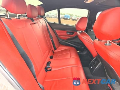Zdjęcie 10 z 12 samochodu: 2013 BMW 328 I VIN:WBA3A5C52DF351944 - miniatura
