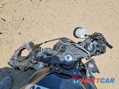 Zdjęcie 7 z 9 samochodu: 2026 KAWASAKI ZX636 K VIN:JKBZXJJ15TA040272 - miniatura