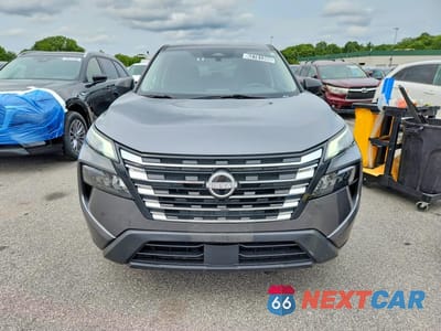 Piąte zdjęcie samochodu w środku: 2024 NISSAN ROGUE S VIN:5N1BT3ABXRC696004 - miniatura