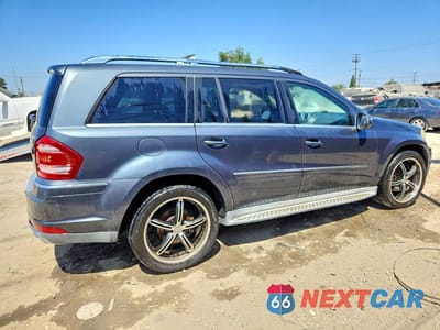 Trzecie zdjęcie samochodu z tyłu: 2010 MERCEDES-BENZ GL 450 4MATIC VIN:4JGBF7BE5AA569278 - miniatura
