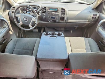 Zdjęcie 8 z 12 samochodu: 2008 GMC SIERRA K1500 VIN:2GTEK13M181148873 - miniatura