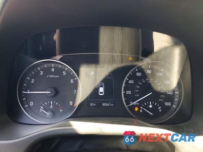 Zdjęcie 9 z 12 samochodu: 2018 HYUNDAI ELANTRA SEL VIN:5NPD84LF9JH259298 - miniatura
