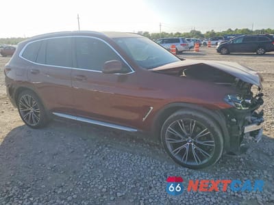 Czwarte zdjęcie samochodu z boku: 2022 BMW X3 SDRIVE30I VIN:5UX43DP0XN9N15272 - miniatura