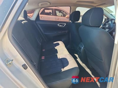 Zdjęcie 10 z 12 samochodu: 2019 NISSAN SENTRA SV VIN:3N1AB7AP4KY270394 - miniatura