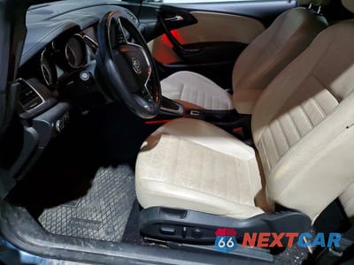 Zdjęcie 7 z 12 samochodu: 2017 BUICK CASCADA PREMIUM VIN:W04WH3N5XHG166015 - miniatura