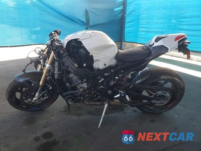 Trzecie zdjęcie samochodu z tyłu: 2023 BMW S 1000 RR VIN:WB10E6303P6G99826 - miniatura