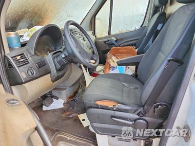 Zdjęcie 7 z 13 samochodu: 2012 MERCEDES-BENZ SPRINTER 2500 VIN:WD3PE7CC4C5640194 - miniatura