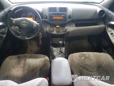 Zdjęcie 8 z 13 samochodu: 2012 TOYOTA RAV4 BASE VIN:2T3ZF4DVXCW129785 - miniatura