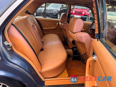 Zdjęcie 6 z 10 samochodu: 1984 MERCEDES-BENZ 300 DT VIN:WDBAB33A9EA038539 - miniatura