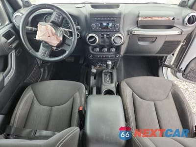Zdjęcie 8 z 13 samochodu: 2014 JEEP WRANGLER SAHARA VIN:1C4AJWBG6EL258558 - miniatura
