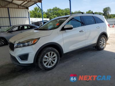 2016 KIA SORENTO LX 5XYPG4A33GG017468 - główne zdjęcie licytacji z USA - miniatura